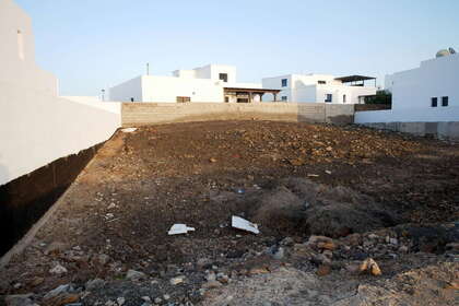 Grundstück/Finca zu verkaufen in La Santa, Tinajo, Lanzarote. 