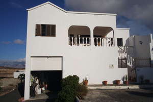 Villa vendre en El Cuchillo, Tinajo, Lanzarote. 